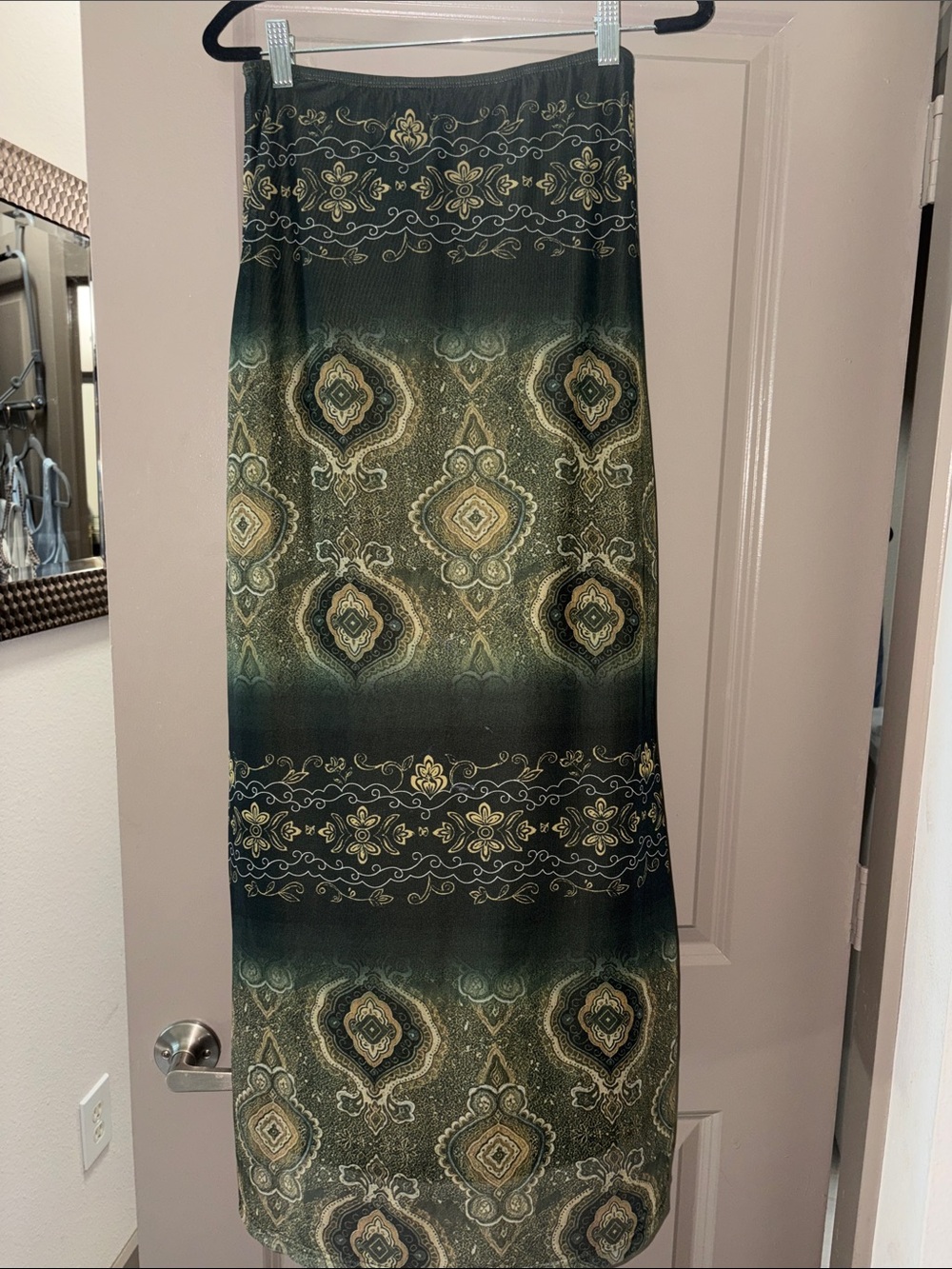 Decorative Green and Gold Mesh Layered Skirt